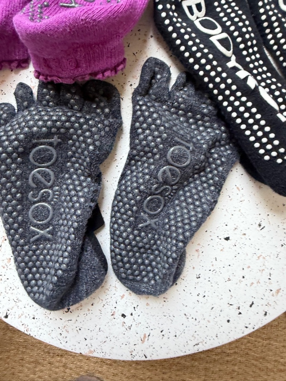 Womens Non-Slip Pilates Socks - size S/M - Picture 4 of 5